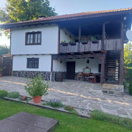 Villa Митровата Къща Raynovtsi Exterior foto